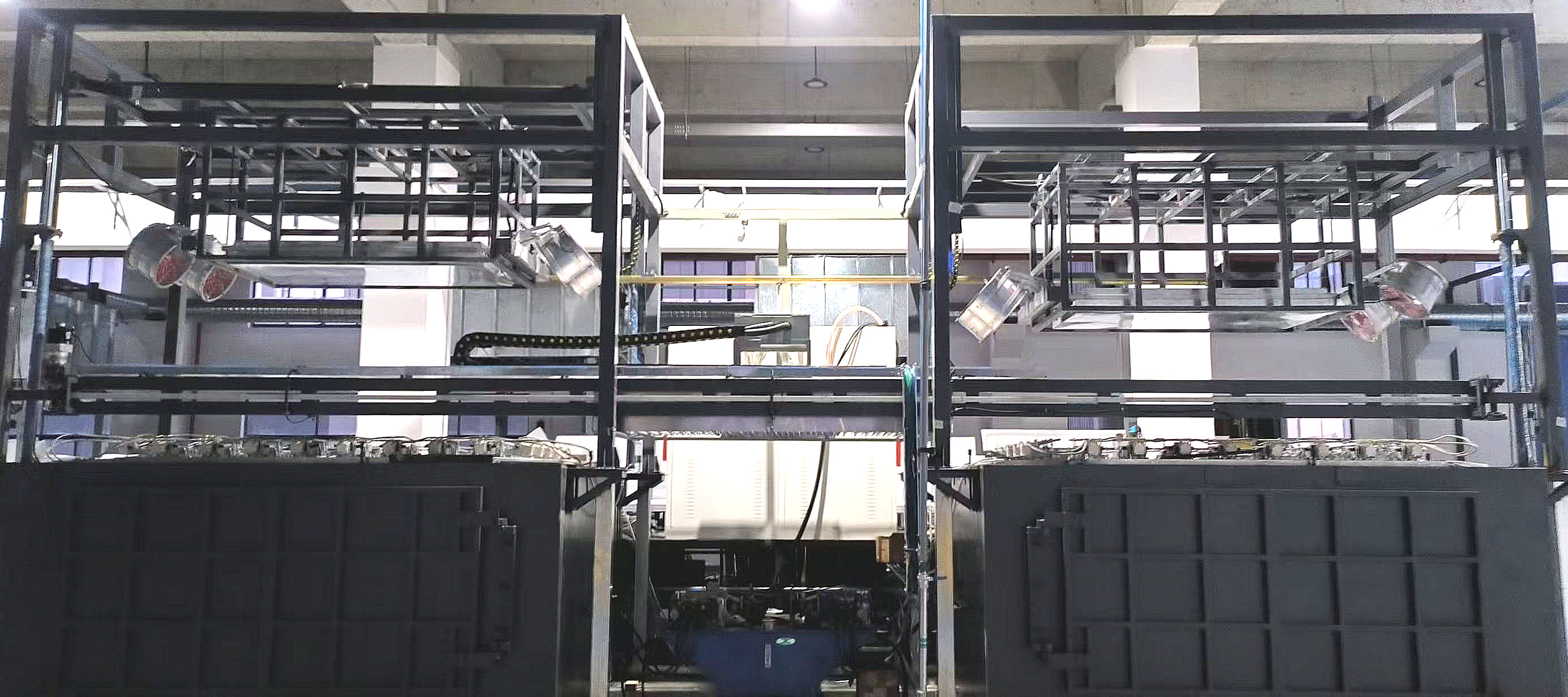 新款成型機(jī)/New molding machine